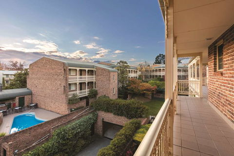 Adina Serviced Apts Canberra Kingston - Accommodation Burleigh 4