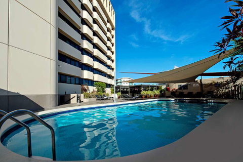 Hilton Darwin - Accommodation Burleigh 7