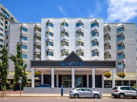 Novotel Darwin Atrium - Accommodation Burleigh 1