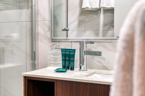 Palms City Resort - Accommodation Burleigh 10