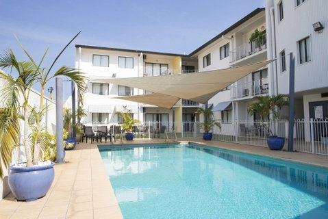 Metro Advance Apartments & Hotel - Accommodation Burleigh 13