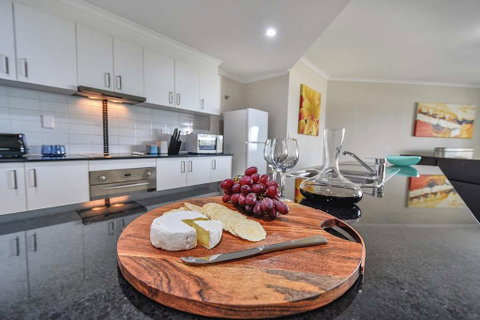 Argus Apartments Darwin - Accommodation Burleigh 15