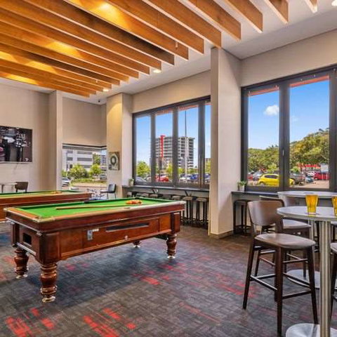 H on Mitchell Apartment Hotel - Accommodation Burleigh 6