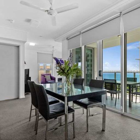H on Mitchell Apartment Hotel - Accommodation Burleigh 9