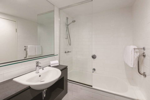 Vibe Hotel Darwin Waterfront - Accommodation Burleigh 5