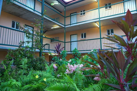 Alatai Holiday Apartments - Accommodation Burleigh 0