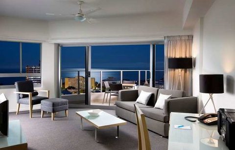 Mantra Pandanas - Accommodation Burleigh 5