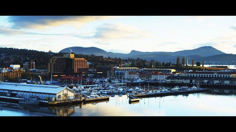 Lenna of Hobart - Accommodation Burleigh 0