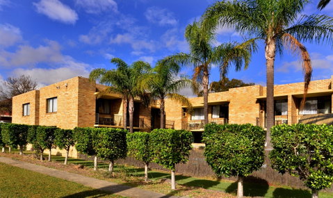 Metro Inn Ryde - Accommodation Burleigh 1