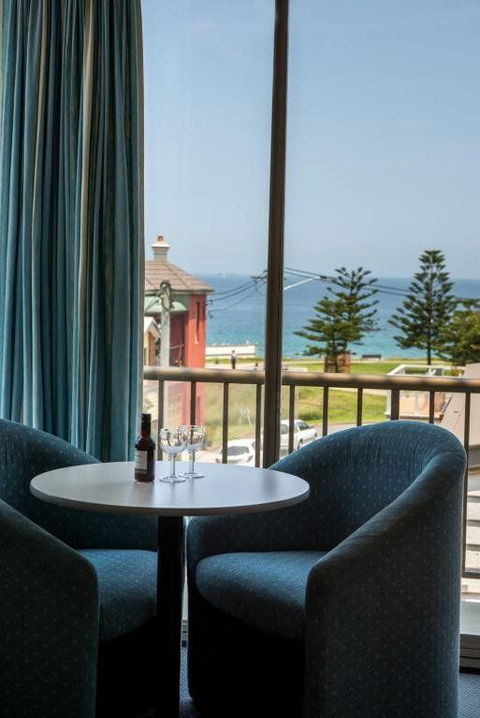Alloggio Newcastle Beach Hotel - Accommodation Burleigh 1