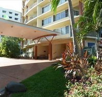 Cullen Bay Resorts - Accommodation Burleigh