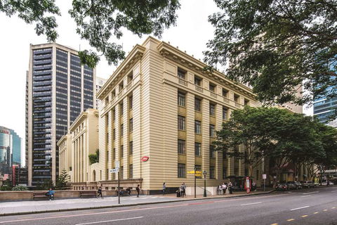 Adina Apartment Hotel Anzac Square - Accommodation Burleigh 0