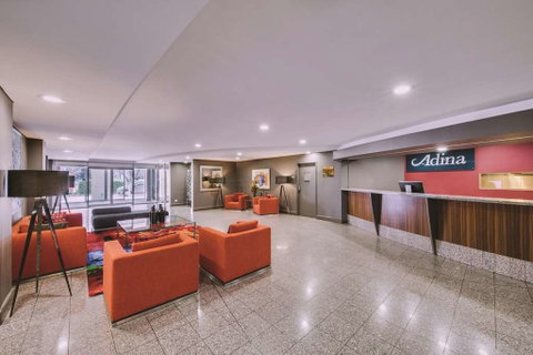 Adina Serviced Apartments James Court - Accommodation Burleigh 2