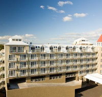 Deep Blue Hotel  Hot Springs - Accommodation Burleigh