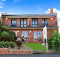 Tudor Motor Inn - Accommodation Burleigh