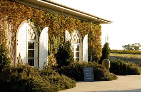 Victoria House Motor Inn - Accommodation Burleigh 1