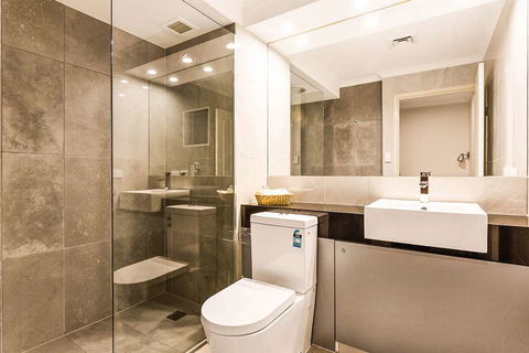 Quality Hotel Manor - Accommodation Burleigh 6