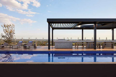 The Chen - Art Series - Accommodation Burleigh 16