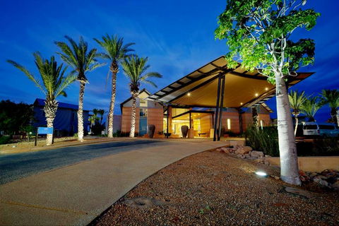Mantarays Ningaloo Beach Resort - Accommodation Burleigh 1
