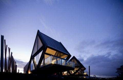 Mona Pavilions - Accommodation Burleigh 0