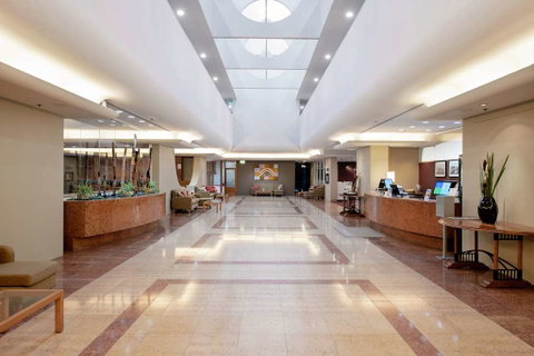 DoubleTree by Hilton Esplanade Darwin - Accommodation Burleigh 2