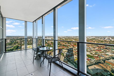 Astra Apartments Parramatta - Skyrise - Accommodation Burleigh 1