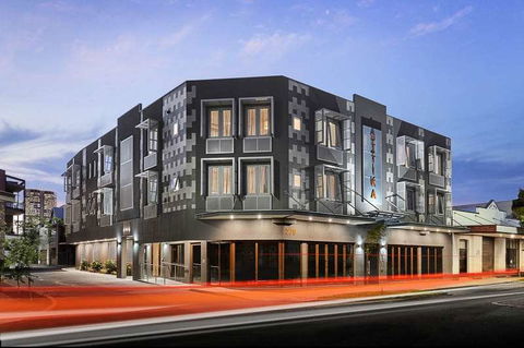 Attika Hotel - Accommodation Burleigh 0