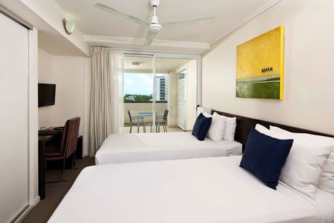 Cairns Central Plaza Apartment - Accommodation Burleigh 2