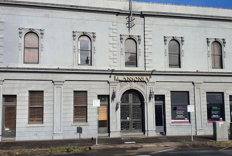 The Ansonia - Accommodation Burleigh 0