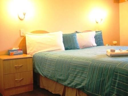 Arena Hotel - Accommodation Burleigh 1