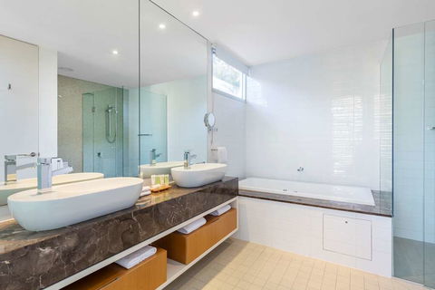 RACV Noosa Resort - Accommodation Burleigh 2
