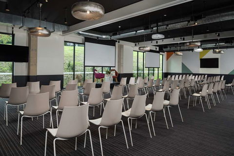Atura Hotel Blacktown - Accommodation Burleigh 12
