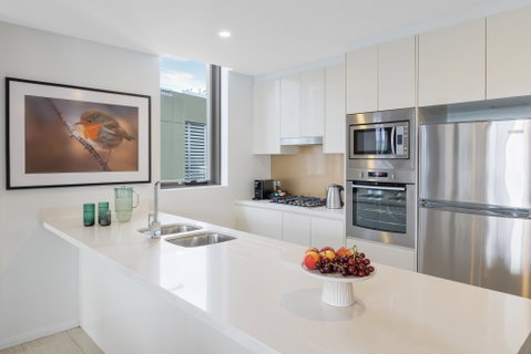 Meriton Suites Zetland - Accommodation Burleigh 13