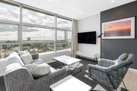 Meriton Suites Zetland - Accommodation Burleigh 15
