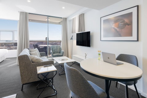 Meriton Suites Zetland - Accommodation Burleigh 16