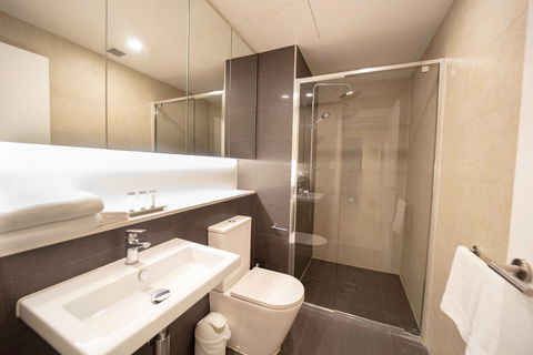 Arise Brisbane Skytower - Accommodation Burleigh 4