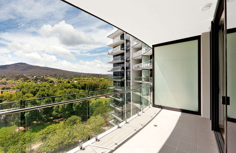Astra Canberra Manhattan - Accommodation Burleigh 11