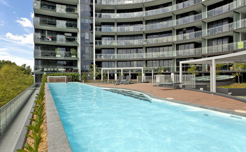 Astra Canberra Manhattan - Accommodation Burleigh 13