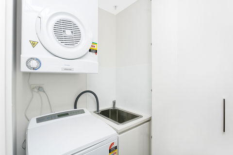 Astra Canberra Manhattan - Accommodation Burleigh 16