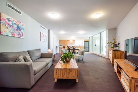Lanai Riverside Apartments - Accommodation Burleigh 8