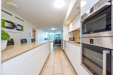 Lanai Riverside Apartments - Accommodation Burleigh 10