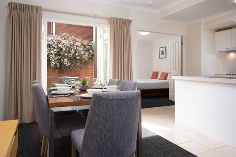 Aligned Corporate Residences Kew - Accommodation Burleigh 2