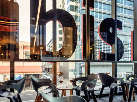 Ibis Adelaide - Accommodation Burleigh 1