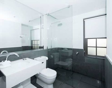 Peppers Gallery Hotel, Canberra - Accommodation Burleigh 1