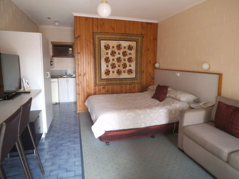 Yarragon Motel - Accommodation Burleigh 0