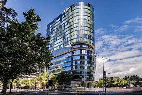 Adina Apartment Hotel Melbourne - Accommodation Burleigh 2