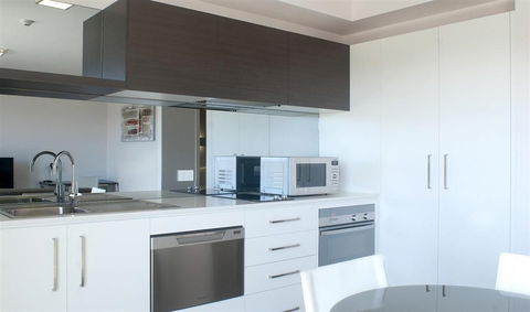 Abode Tuggeranong - Accommodation Burleigh 1