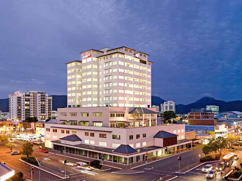 Cairns Central Plaza Apartment - Accommodation Burleigh 0