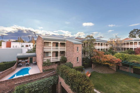 Adina Serviced Apts Canberra Kingston - Accommodation Burleigh 1