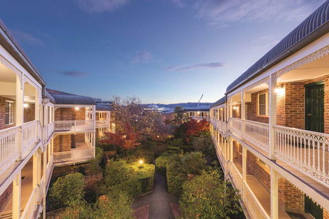 Adina Serviced Apts Canberra Kingston - Accommodation Burleigh 2